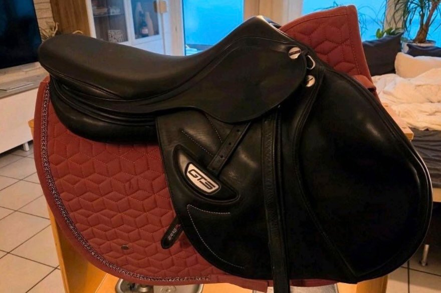 À : Selle d’obstacle Erreplus GTS 17’ – Arcade 33 - vue 5