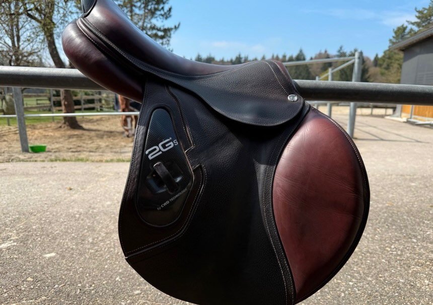 Selle CWD soigneusement entretenue, en très bon état général (voir photos). - vue 5