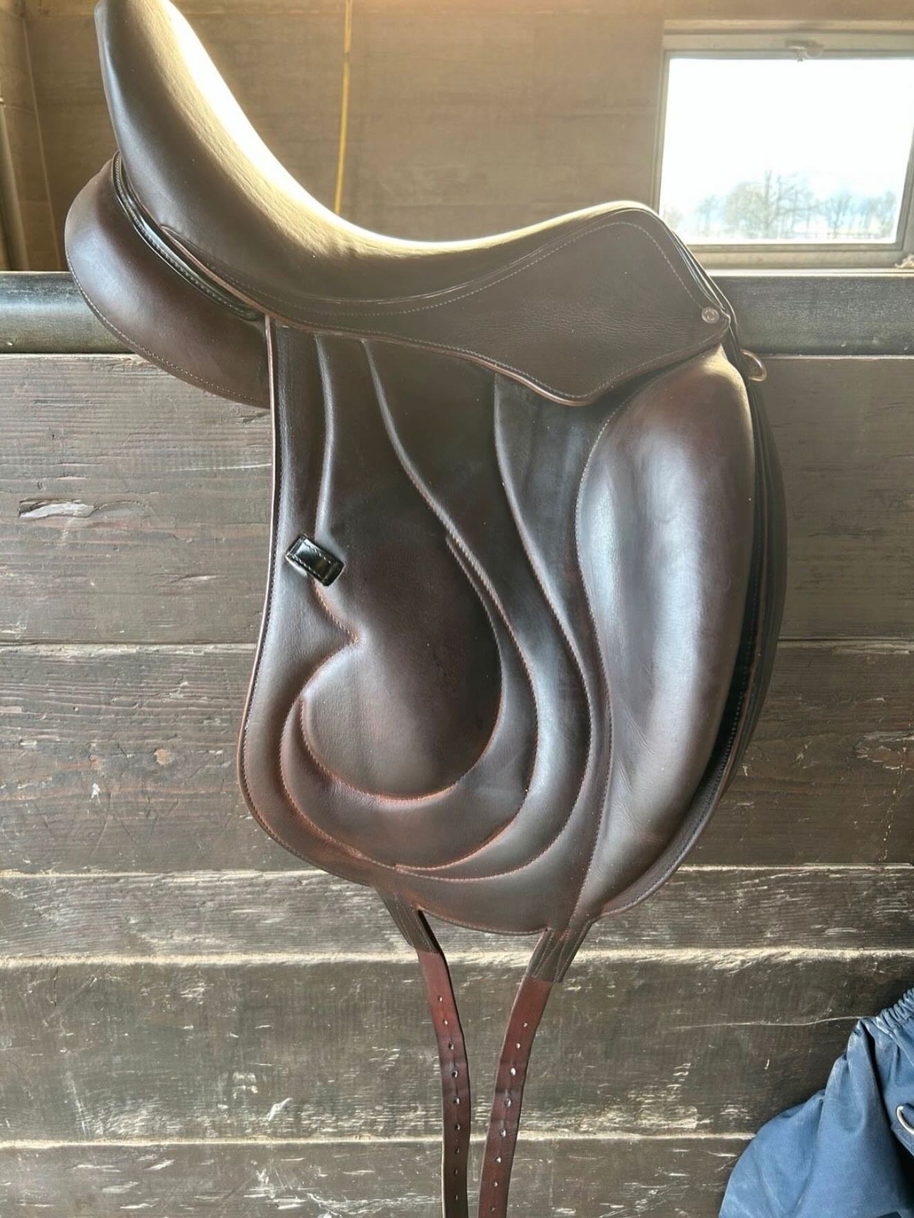 À – Selle de dressage Antares Cadence - vue 6