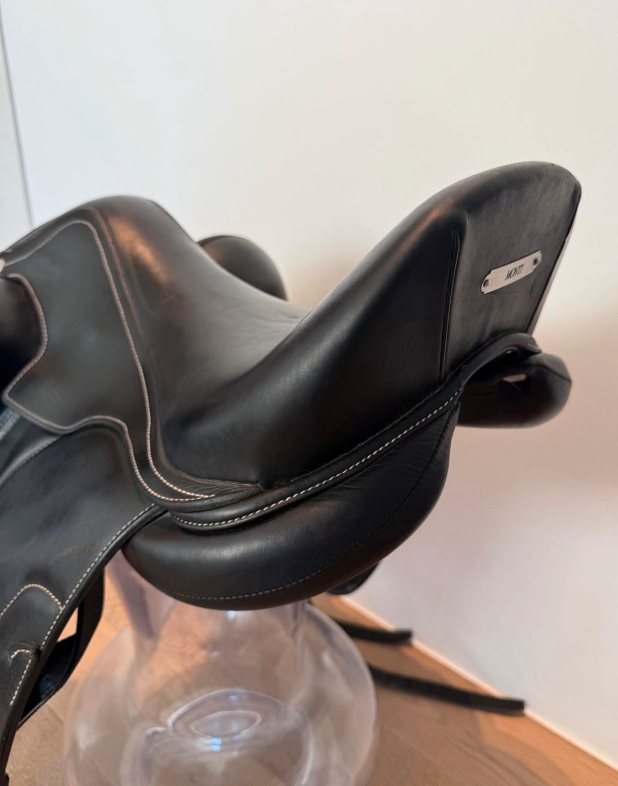 À – Selle de dressage ANTARÈS Tempo 17,5” - vue 8