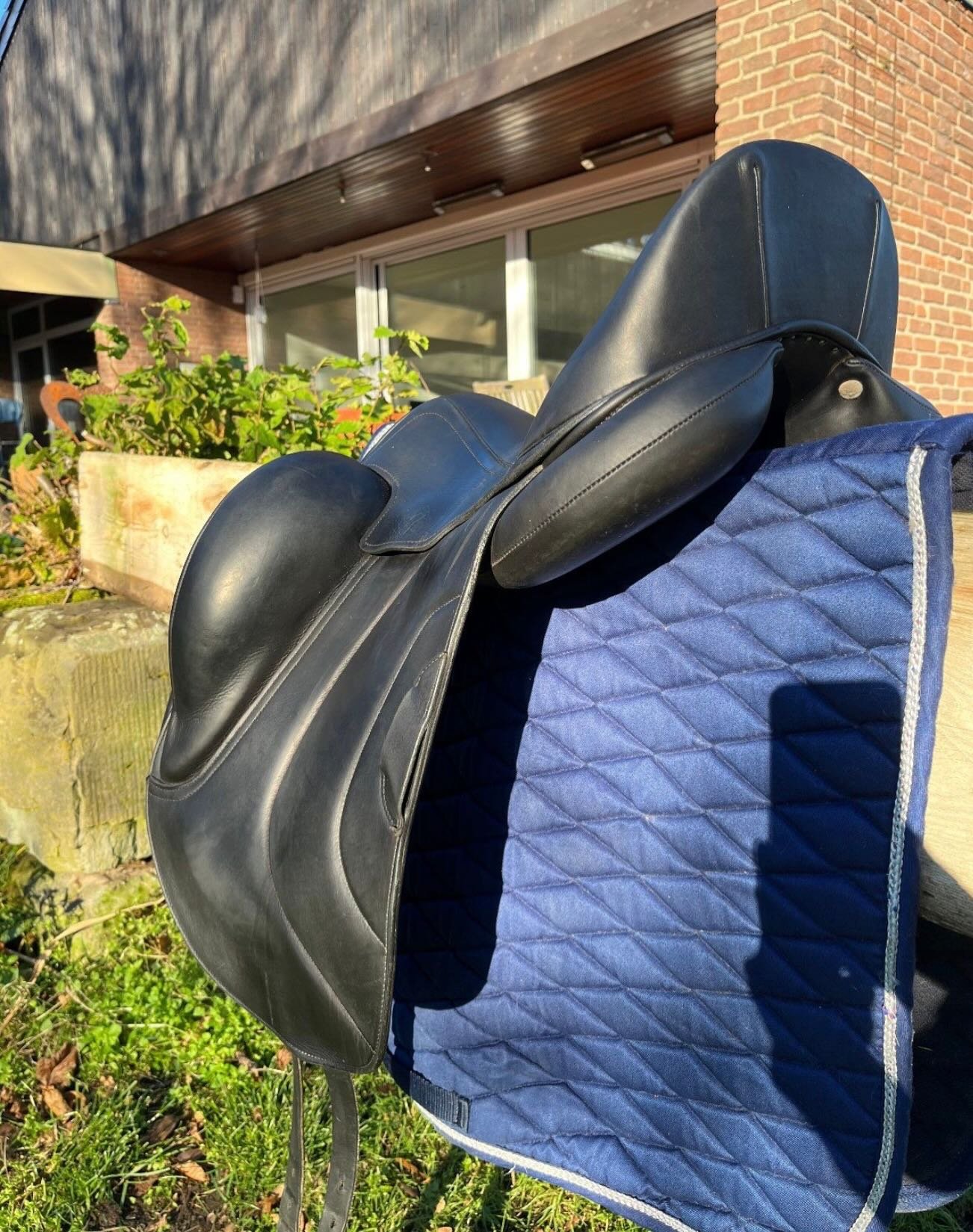 À – Selle Antarès Tempo Monoblatt - vue 2