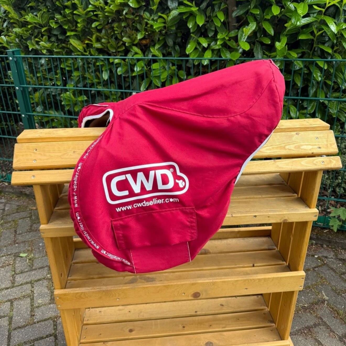 À – Selle d’obstacle CWD 17,5” - vue 5