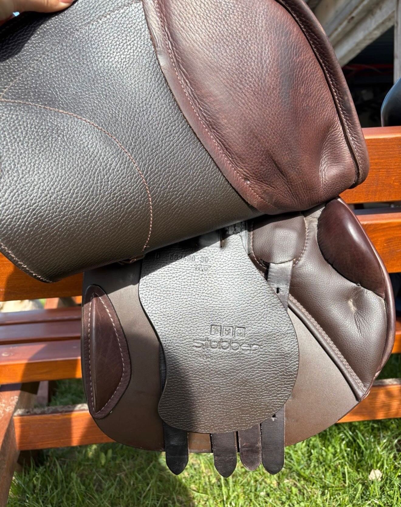 À : Selle d’obstacle Stübben Virginia 17,5” - vue 6