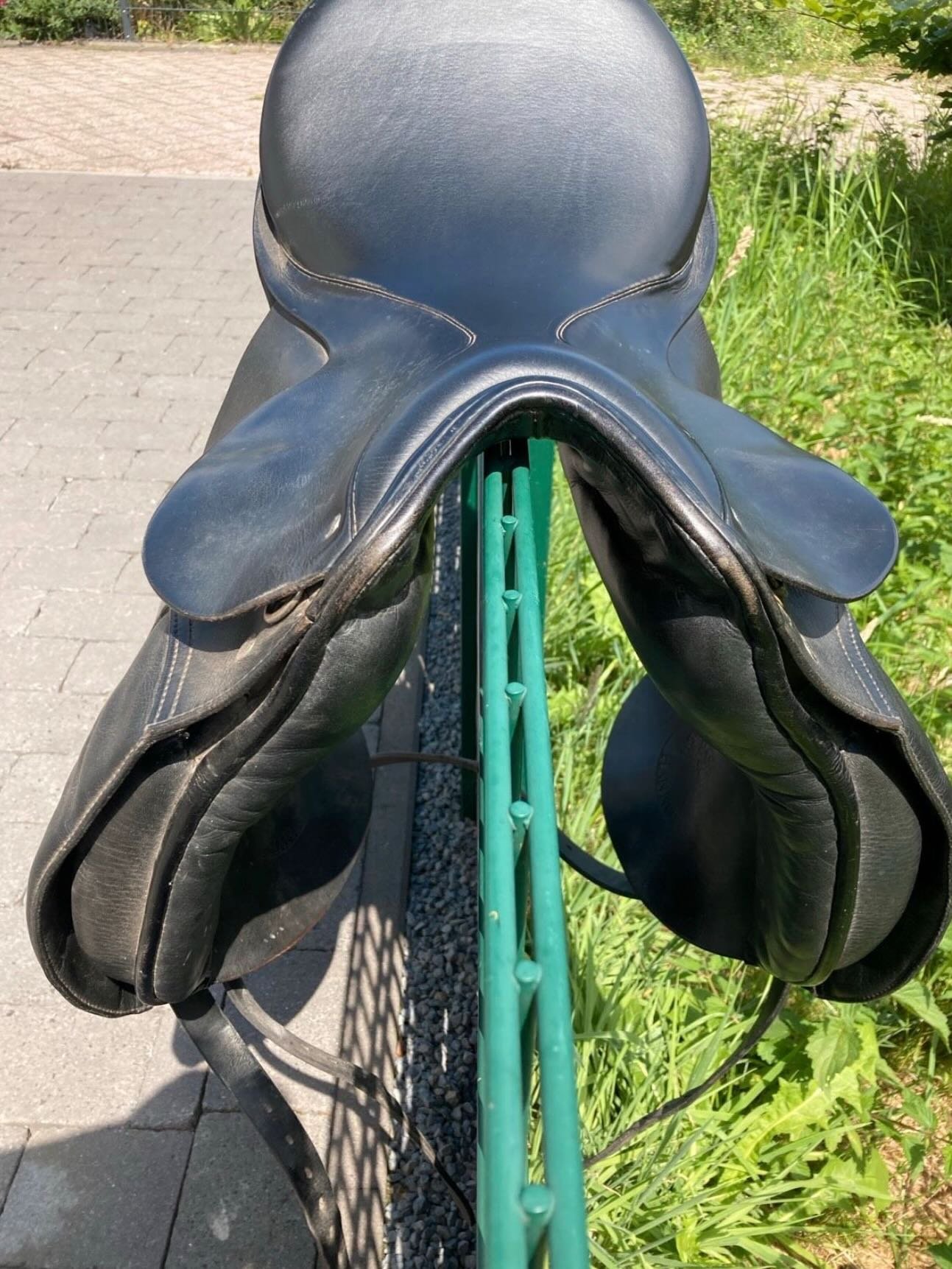 Selle de dressage Passier d’occasion – excellent état ! - vue 4