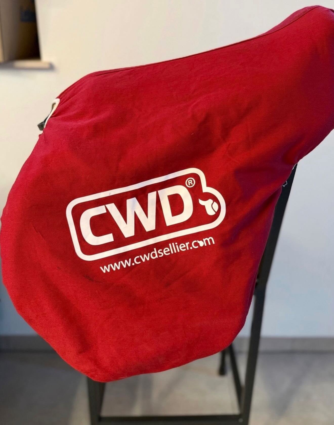 Selle CWD – Très bon état - vue 7