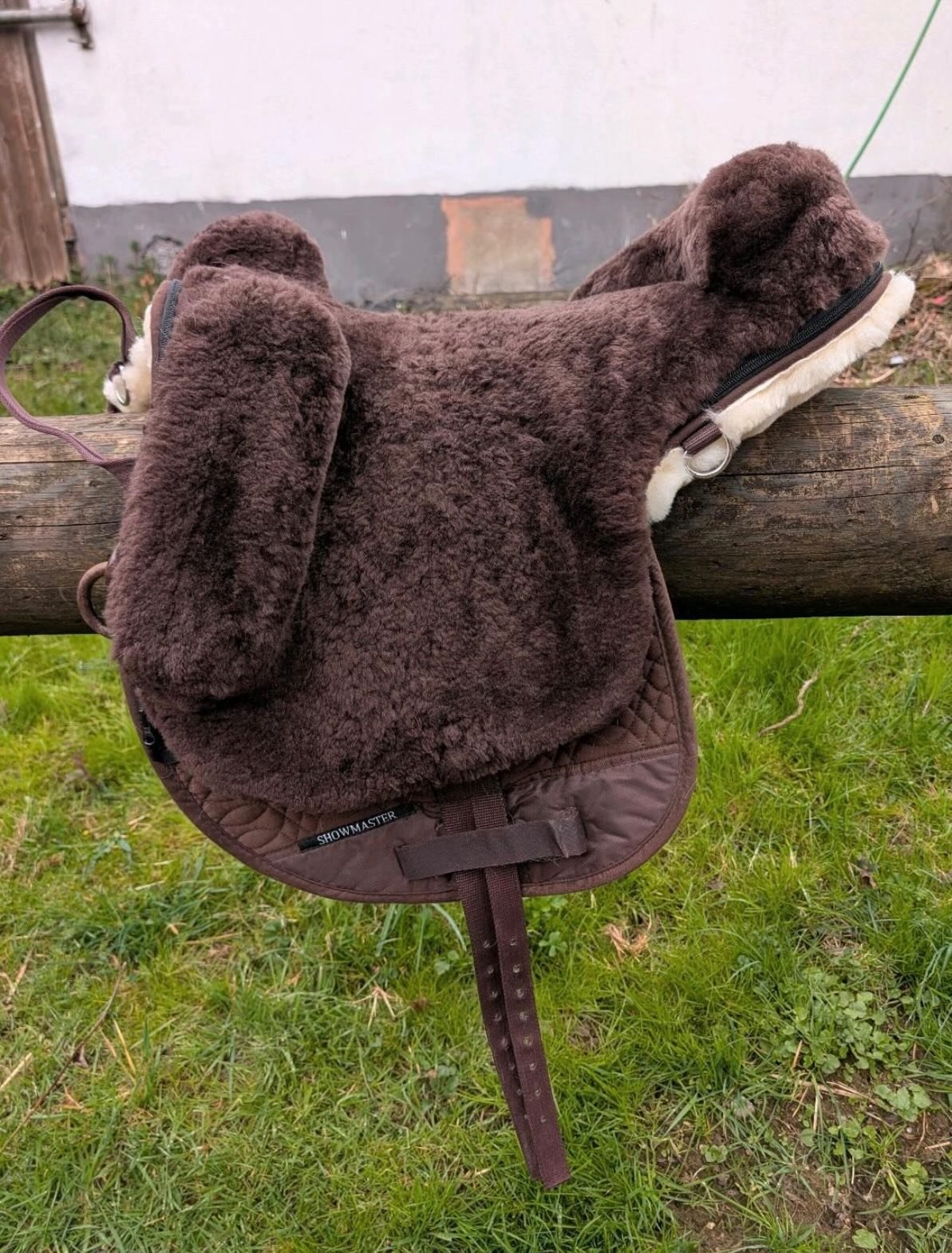 Selle en peau de mouton Showmaster – État neuf - vue 5