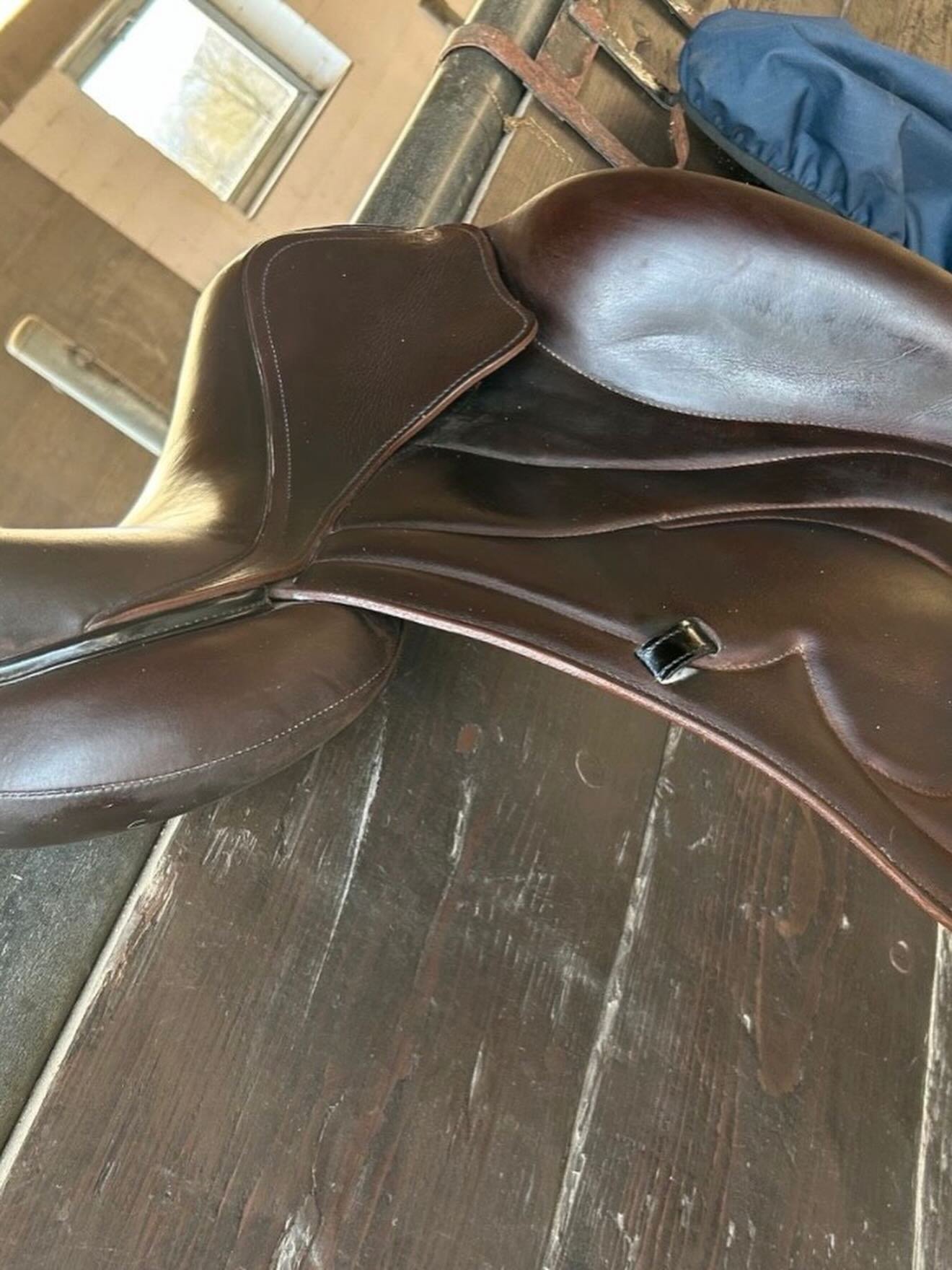 À – Selle de dressage Antares Cadence - vue 5