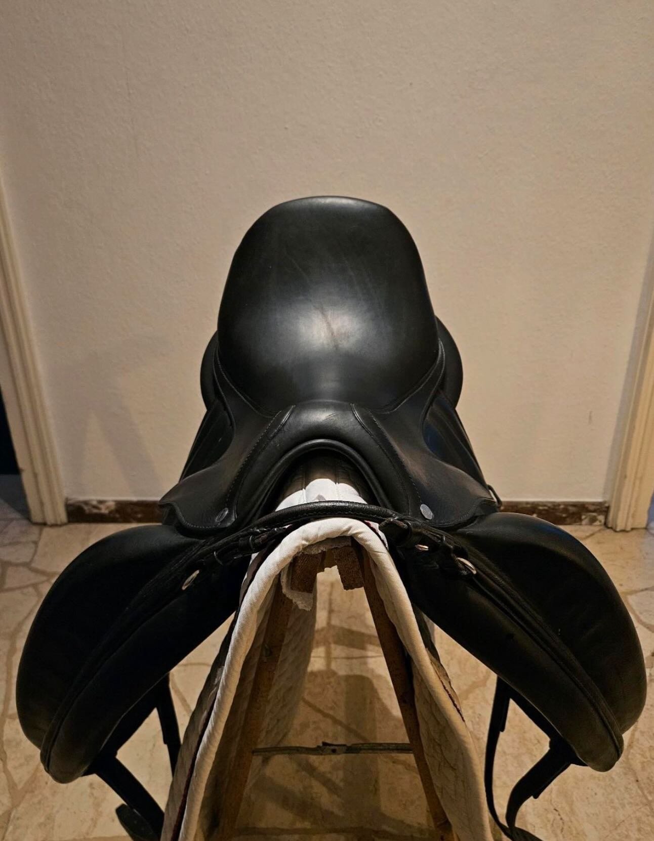 Antarès Cadence Dressage Saddle 17.5” - vue 5