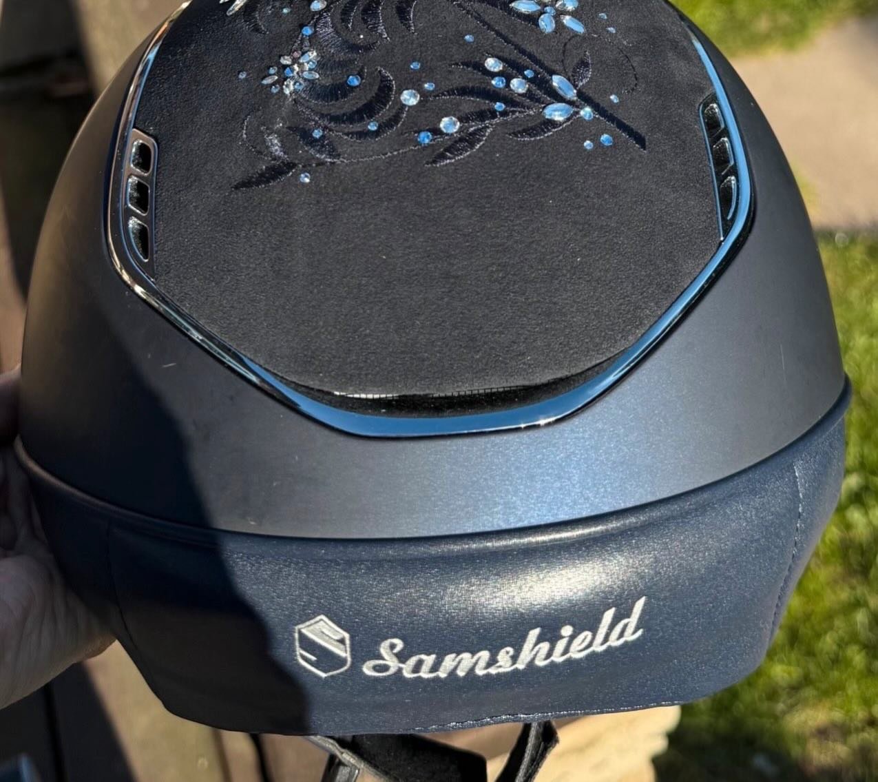 Casque sturzfrei (jamais chuté) en très bon état, porté moins de 10 fois seulement - vue 3