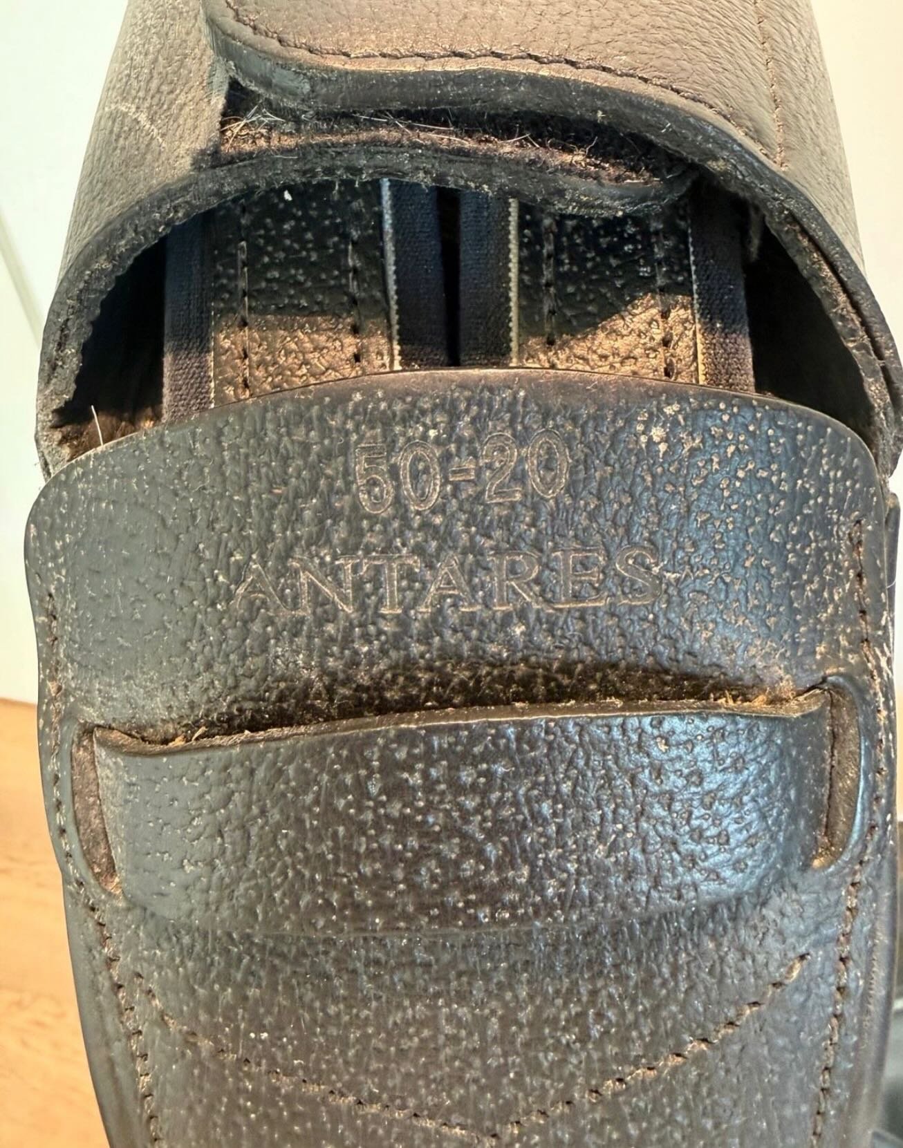 À – Selle de dressage ANTARÈS Tempo 17,5” - vue 5