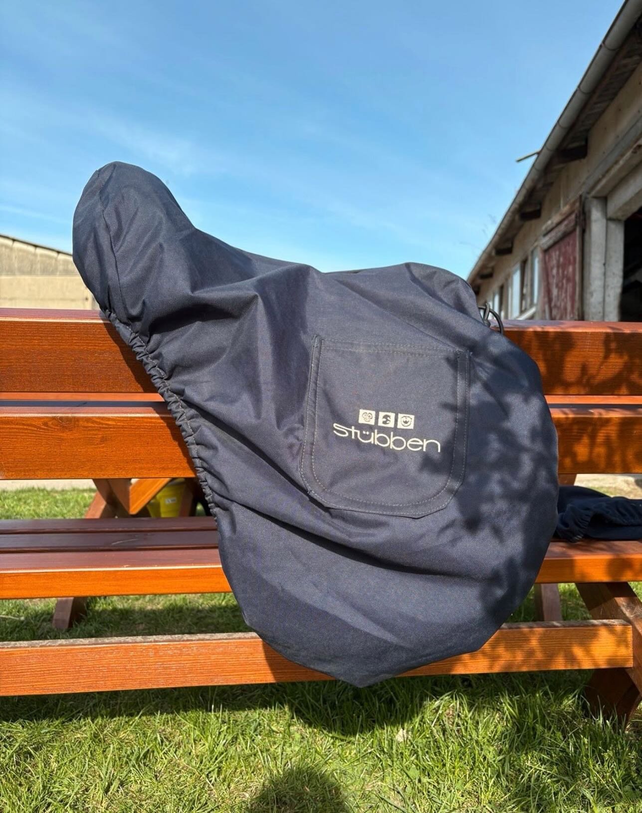 À : Selle d’obstacle Stübben Virginia 17,5” - vue 2