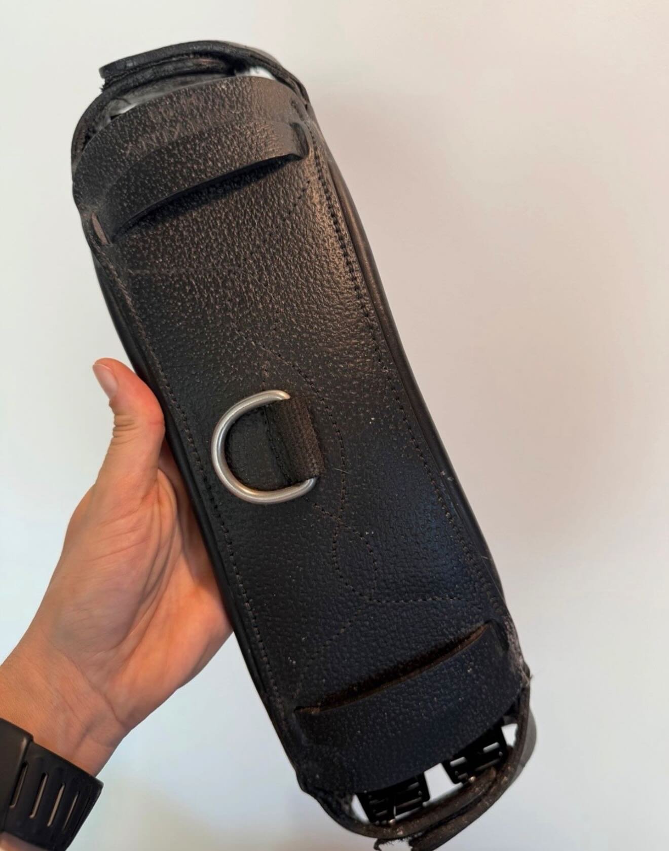 À – Selle de dressage ANTARÈS Tempo 17,5” - vue 4