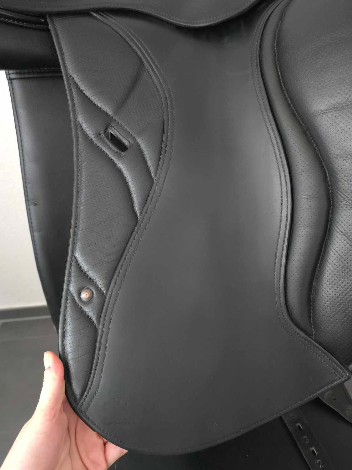 À – Selle CWD 17,5” - vue 2