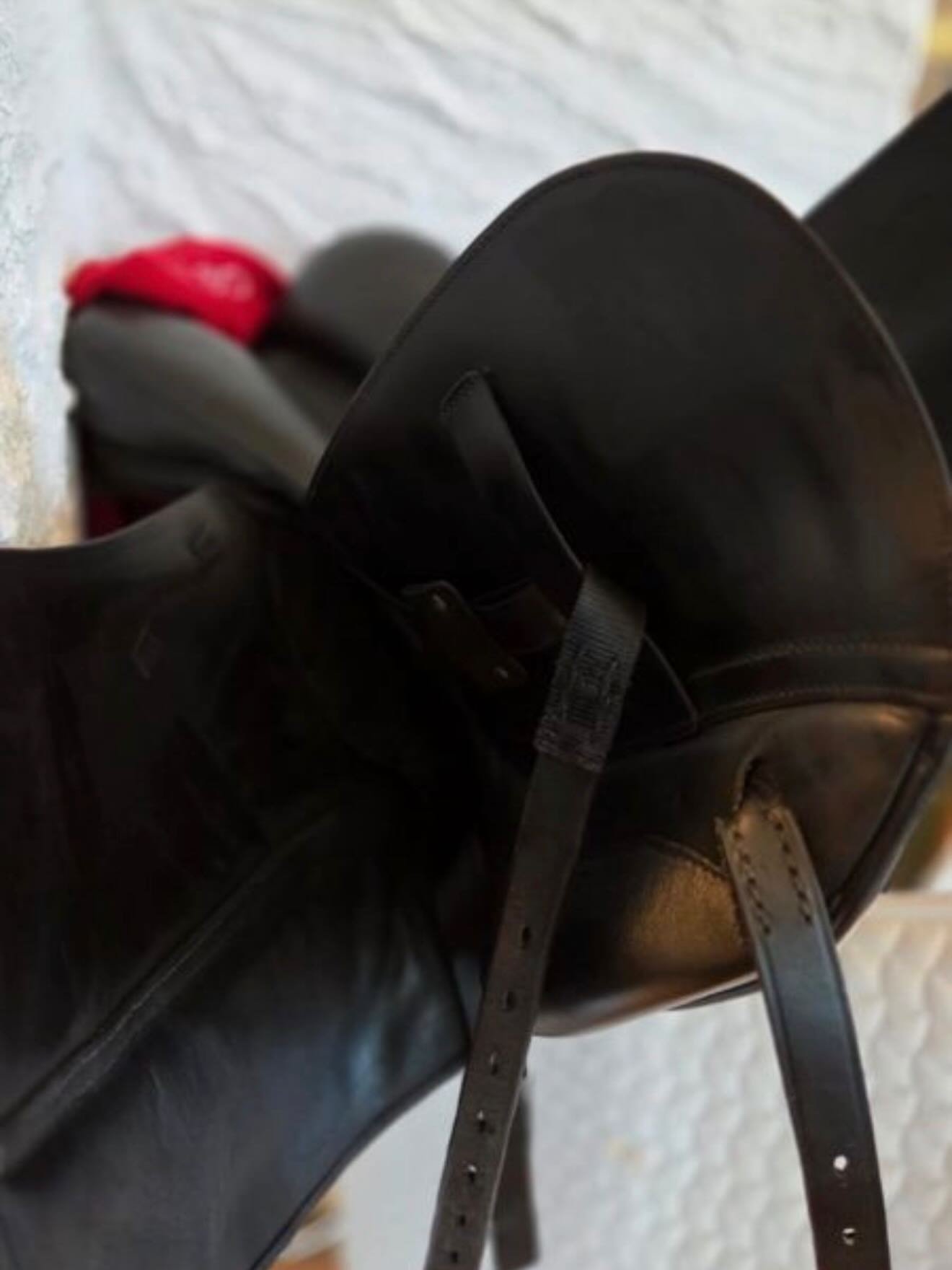 À : Selle de dressage Albion – Taille 18 - vue 2