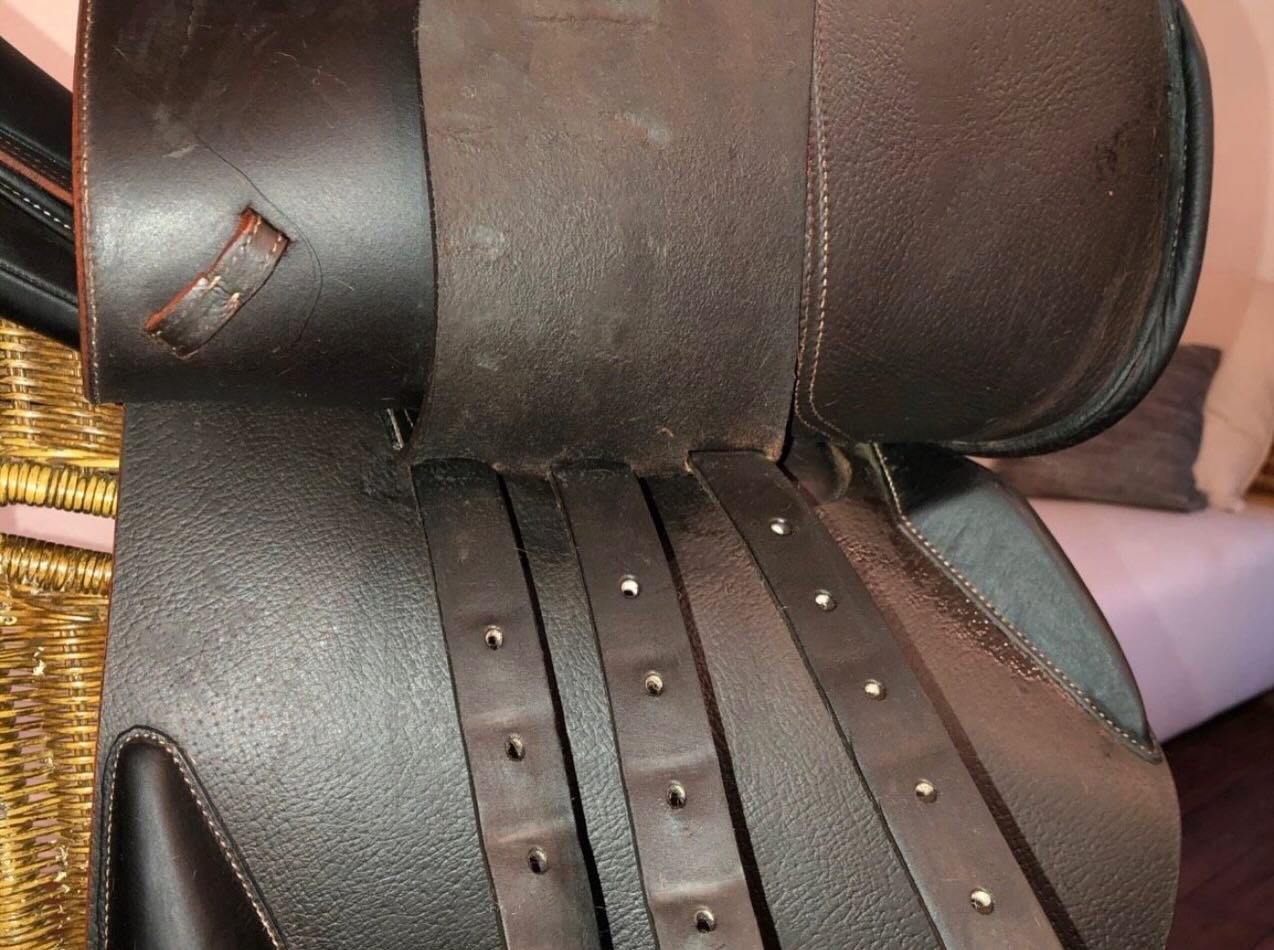 À – Selle de saut Devoucoux Biarritz O - vue 2