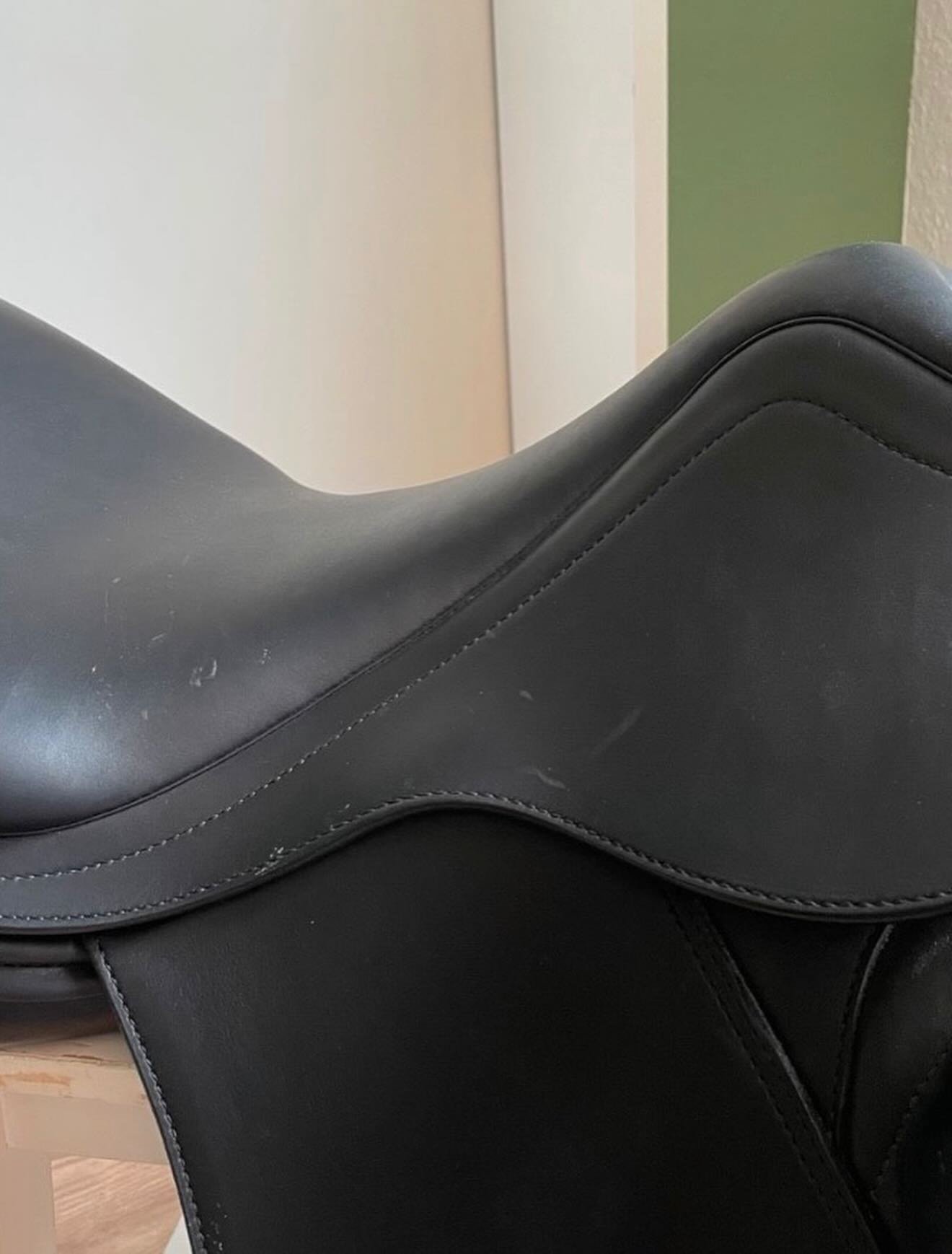 Nous proposons une selle de dressage ERREPLUS Dressage Mono en excellent état - vue 6