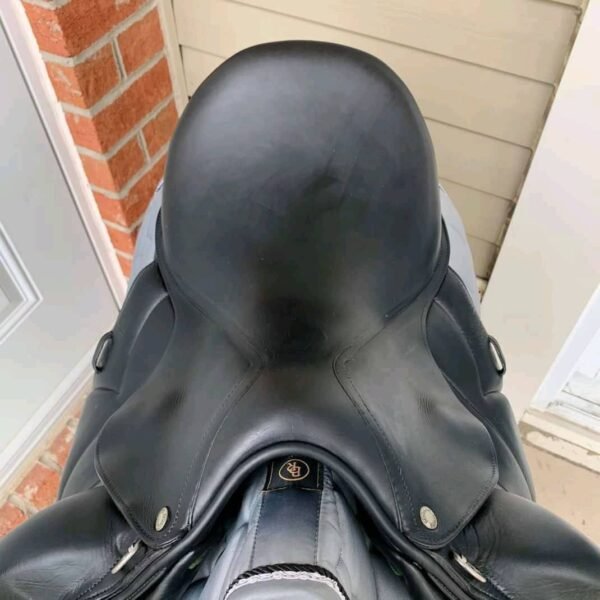 selle de dressage devoucoux makila monoblatte (2001) – 17"