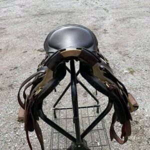 selle haggis trooper 16" avec arçon rocky.