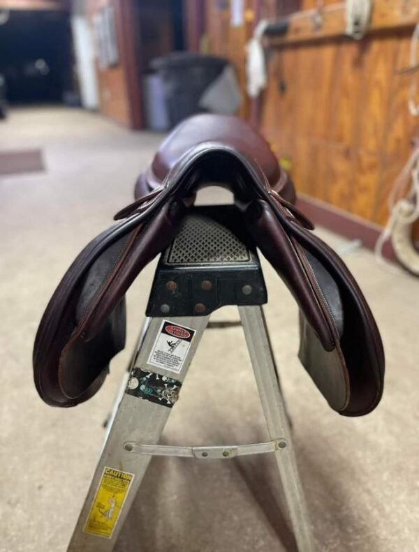 selle devoucoux – siège 17,5", arçon moyen, quartiers réguliers