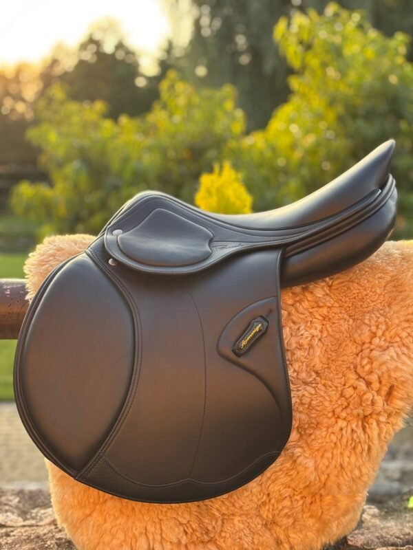 selle amerigo pinerolo – siège 17", largeur m + 0,5