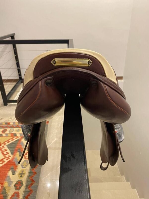 selle prestige arzo – taille 17", avec tous accessoires