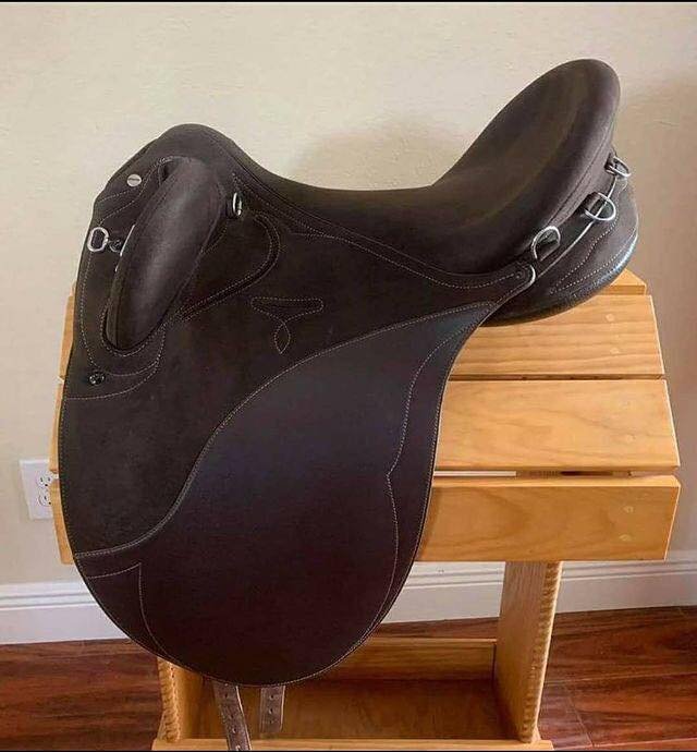 selle wintec pro stock – 18” (2019) selle wintec pro stock – 18” (2019)