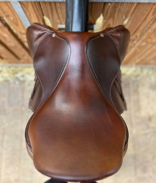 selle bruno delgrange – 17,5” (2022) selle bruno delgrange – 17,5” (2022)