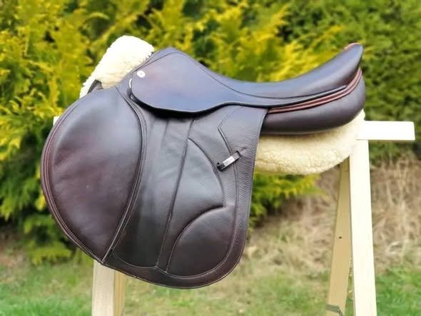 selle de saut equipe ek evo special 17,5" selle de saut equipe ek evo special 17,5"