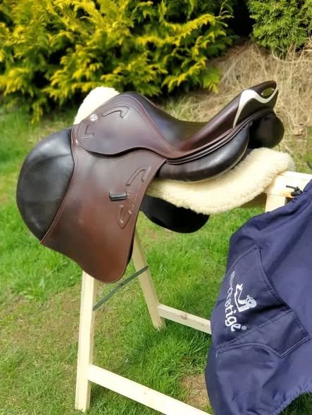 selle de saut prestige x michel robert selle de saut prestige x michel robert