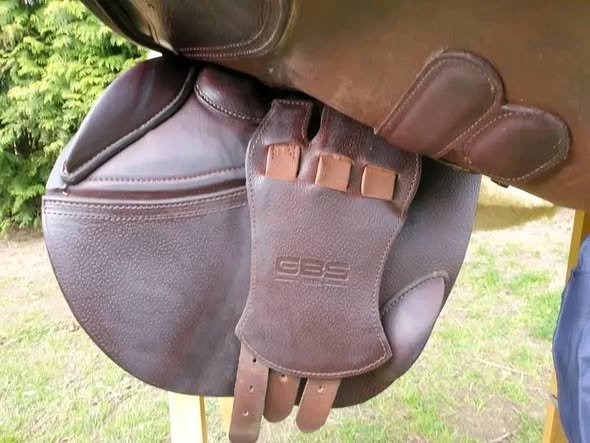 superbe selle de saut gbs sellier chocolat superbe selle de saut gbs sellier chocolat