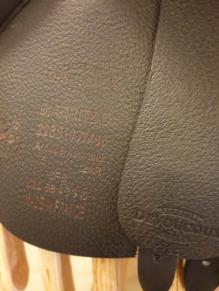 selle de saut devoucoux biarritz o 17,5" selle de saut devoucoux biarritz o 17,5"