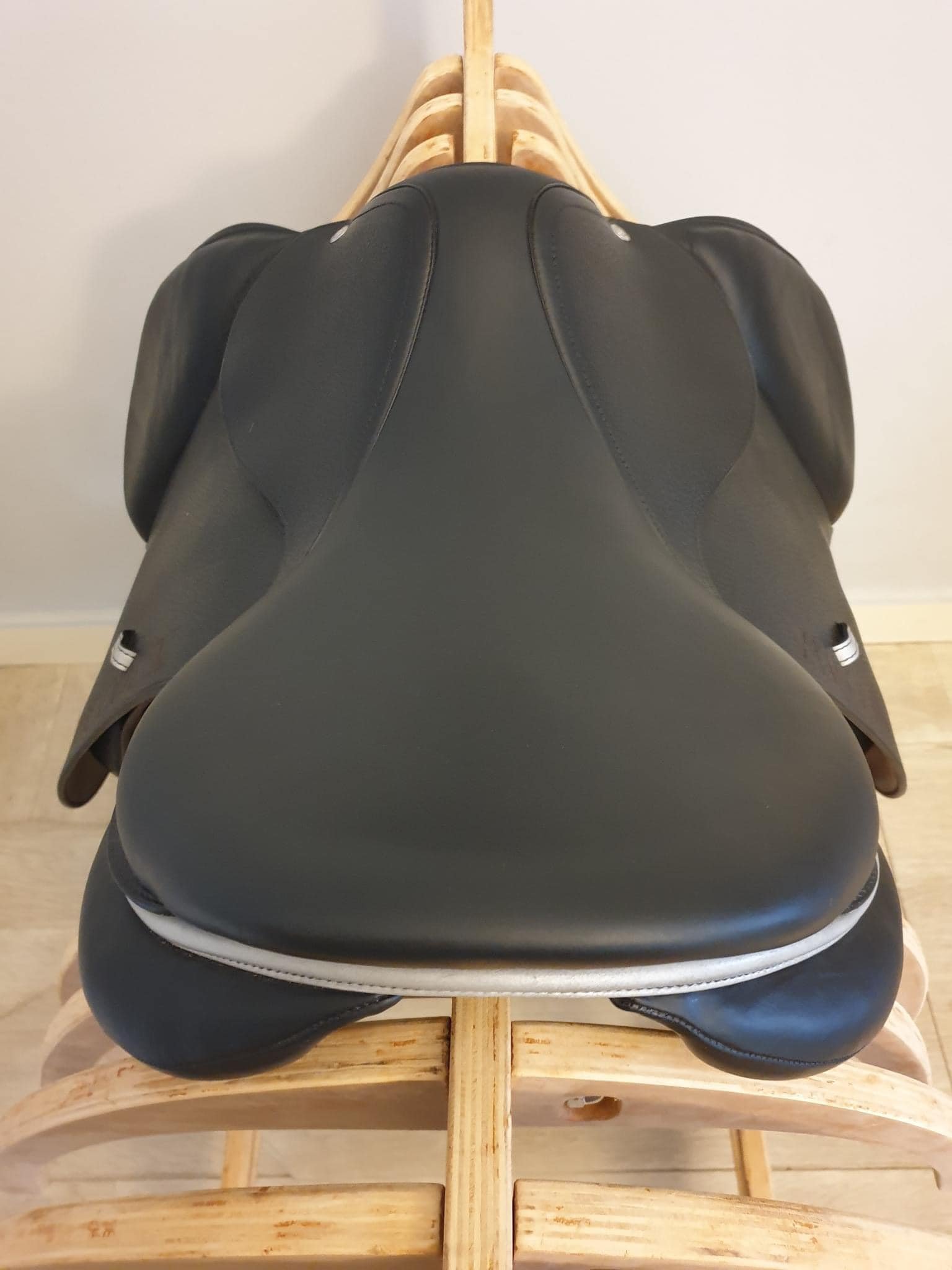 selle de saut devoucoux biarritz o 17,5" selle de saut devoucoux biarritz o 17,5"