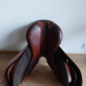selle de saut bruno delgrange modèle parition (taille 17,5 – 4a)