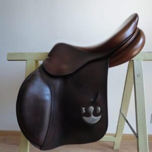 selle de saut bruno delgrange (taille 17" – 4a – année 2013)
