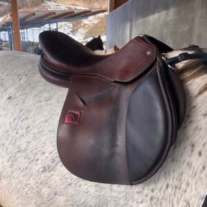 selle childéric 18"