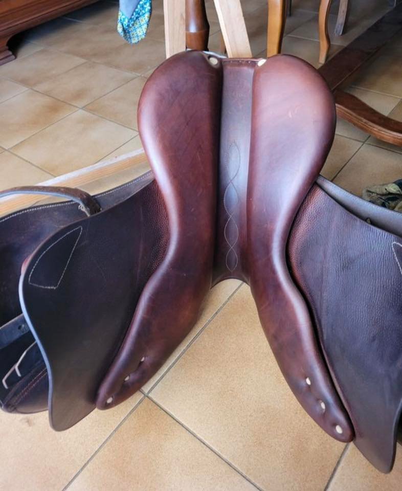 selle antarès 17" selle antarès 17"